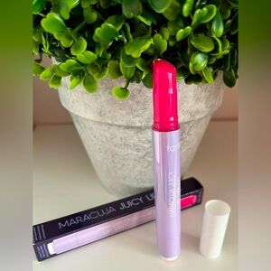 Brand new - Tarte Maracuja juicy lip high-shine vinyl gloss in Sheer Lotus